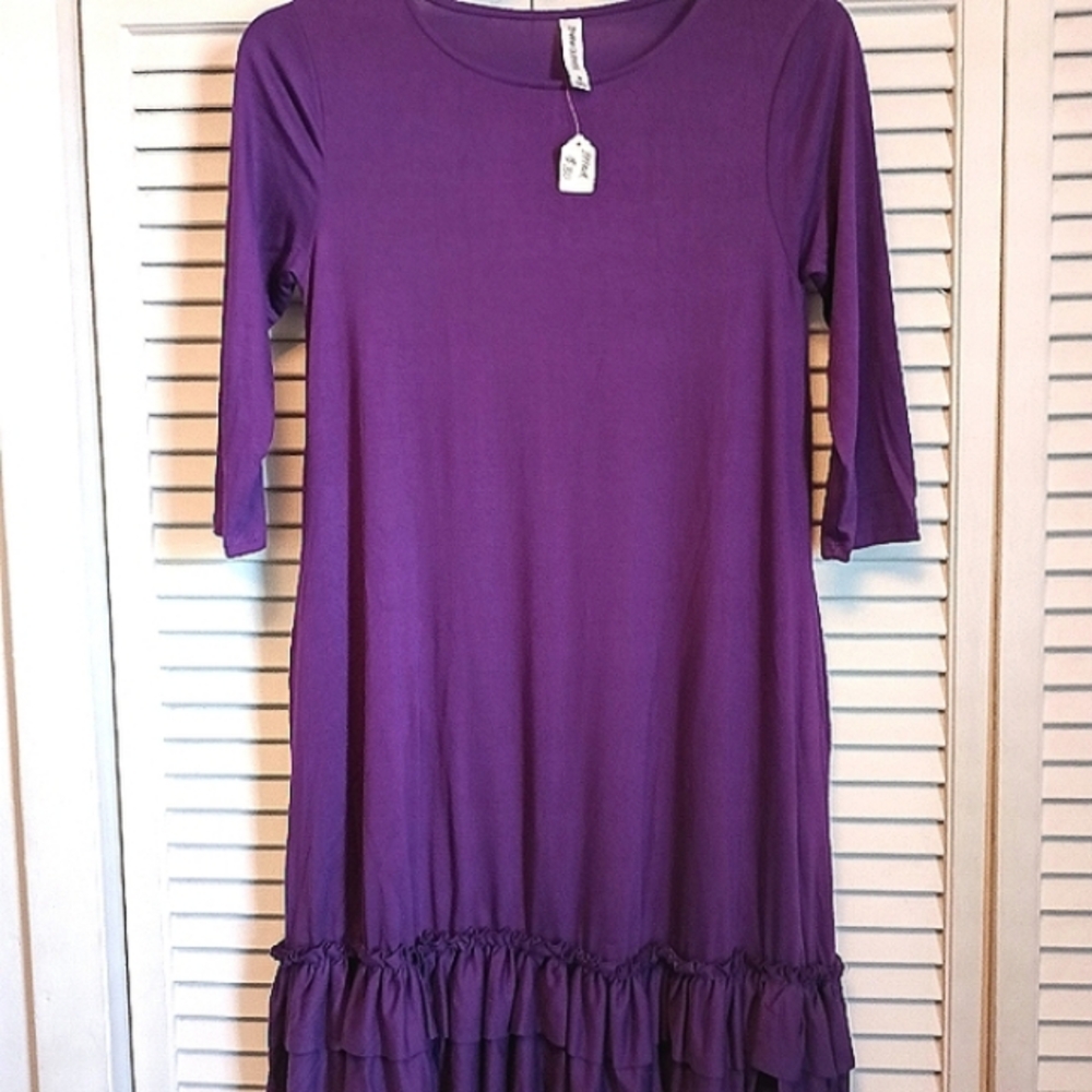 💜NWT Zenana Outfitters Purple A-Line Ruffle Hem Dress (M)💜